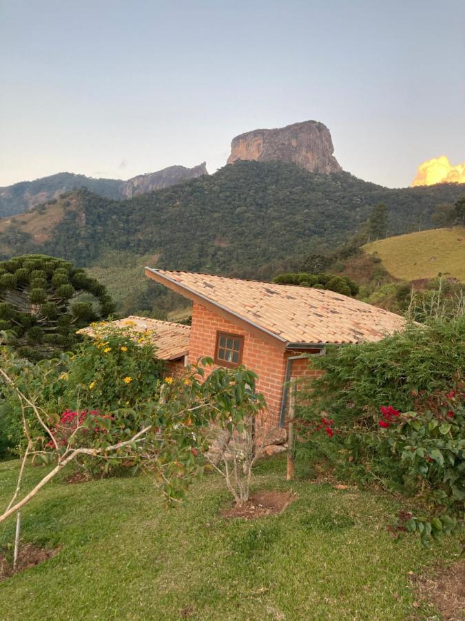 Villa Abrigo De Montanha - Berghuette à São Bento do Sapucaí Extérieur photo